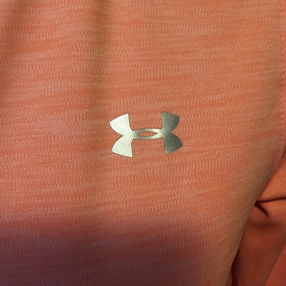 Under Armour sweater - Picture 4 of 4